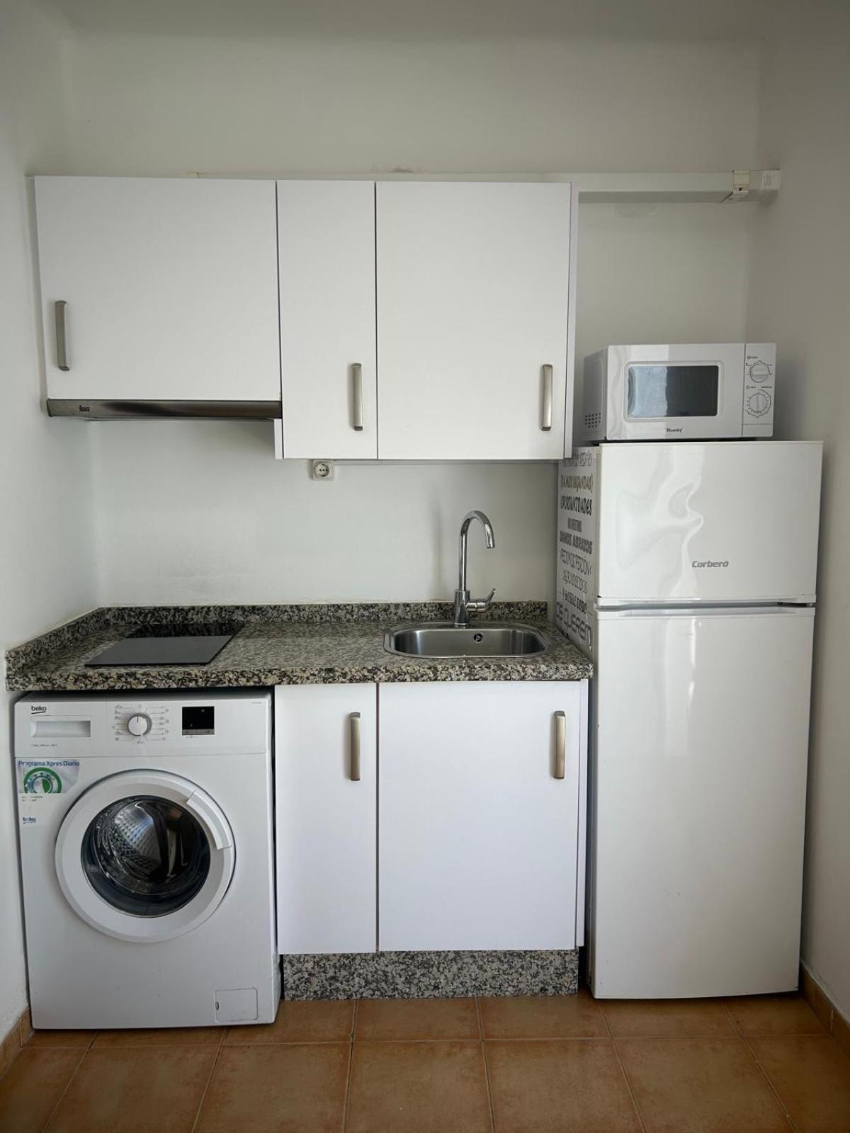 Apartamentos Playa Del Palo Málaga Extérieur photo