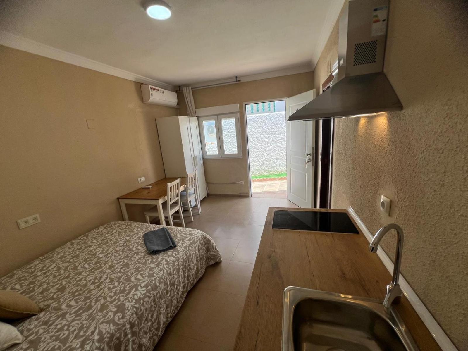 Apartamentos Playa Del Palo Málaga Extérieur photo